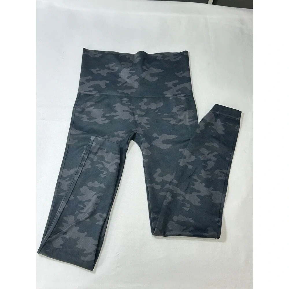 Spanx Leggings Womens Large Black Gray Camo Look At Me Now Seamless L - Picture 4 of 7